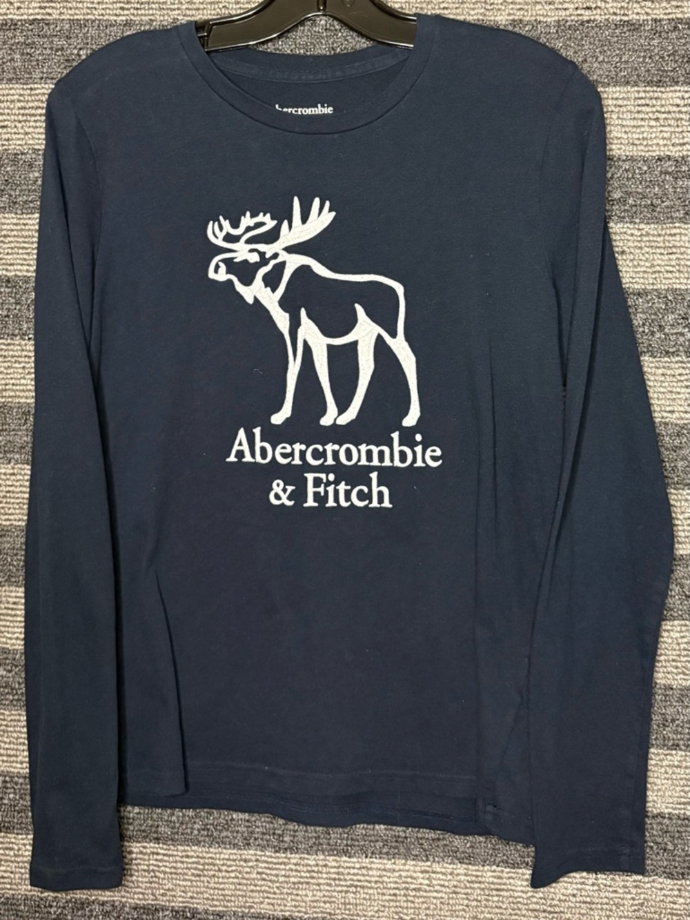 Abercrombie Kids Boys Black Long Sleeve Tee Size 15/16 Years Old EUC